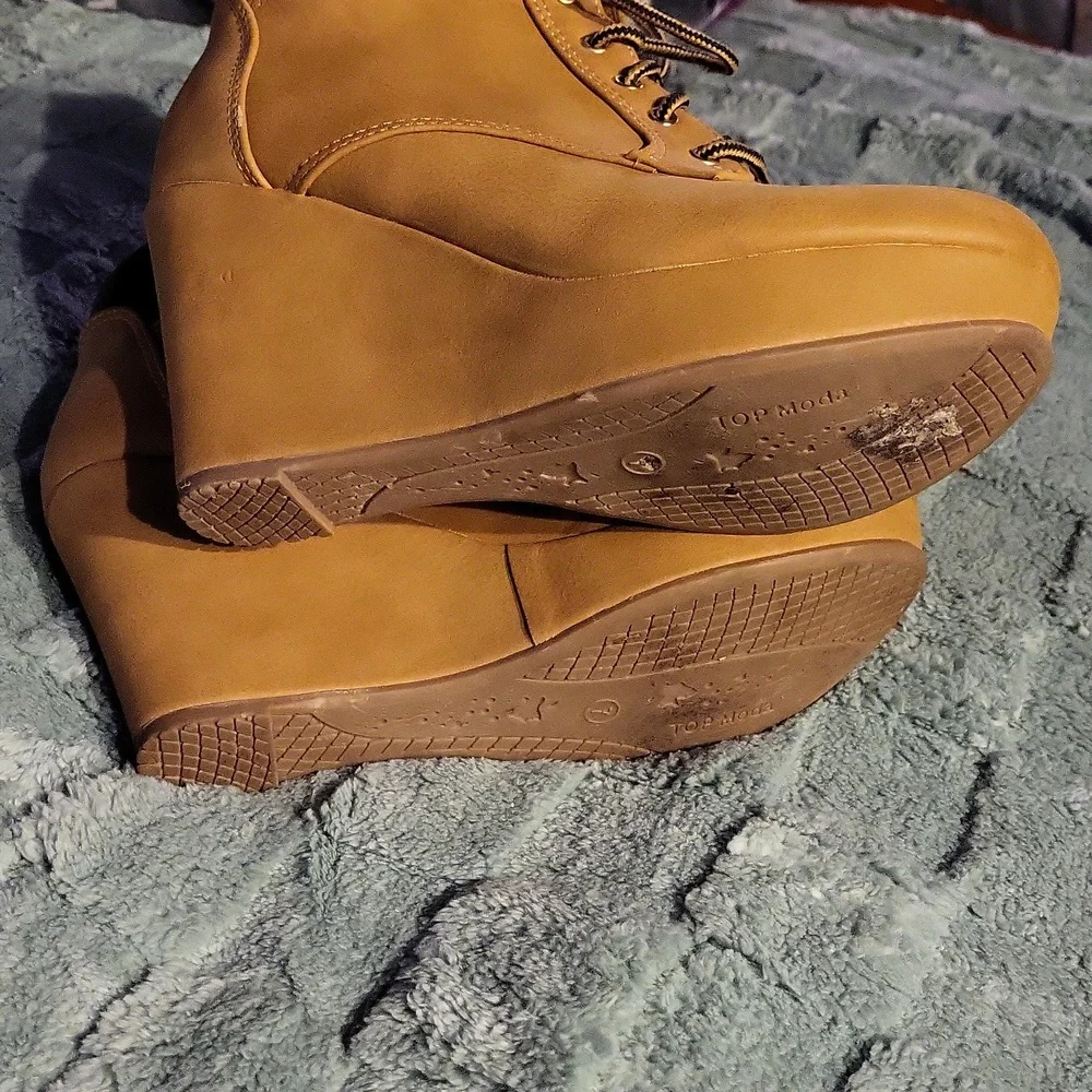 Wedge Fashion Construction boot